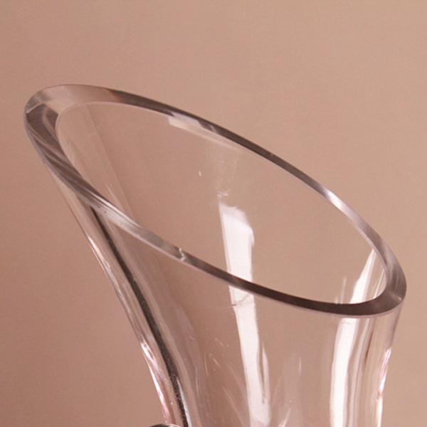 Tilted Top Mouth Glass Wine Decanter 1800ml/60oz Hand Blowing With Handle