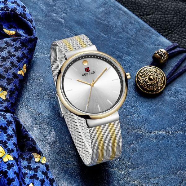 Quartz Movement Mens Stainless Steel Watches Alloy Case 3 Atm Water Resistant