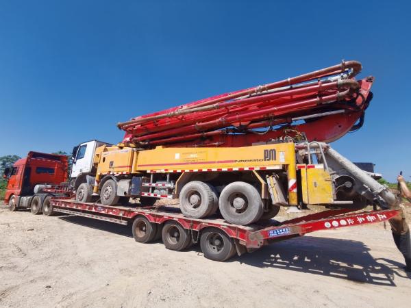 2.6mm Vibrating Amplitude Used Putzmeister Concrete Pump Truck for Batching Plant Mixer