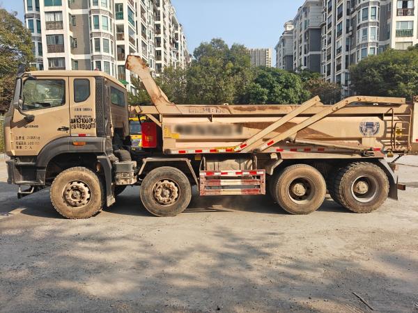 Two Seat Yellow Second-hand Howo Dump Truck Produced in 2019