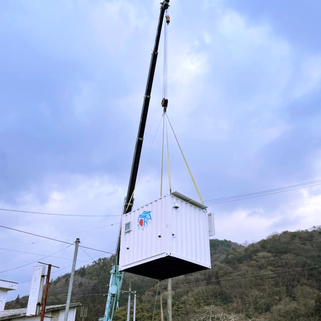 20HC Solar Energy Charging Station Container House Integrated Battery Energy Storage Container Prefab Steel Charging Cabin