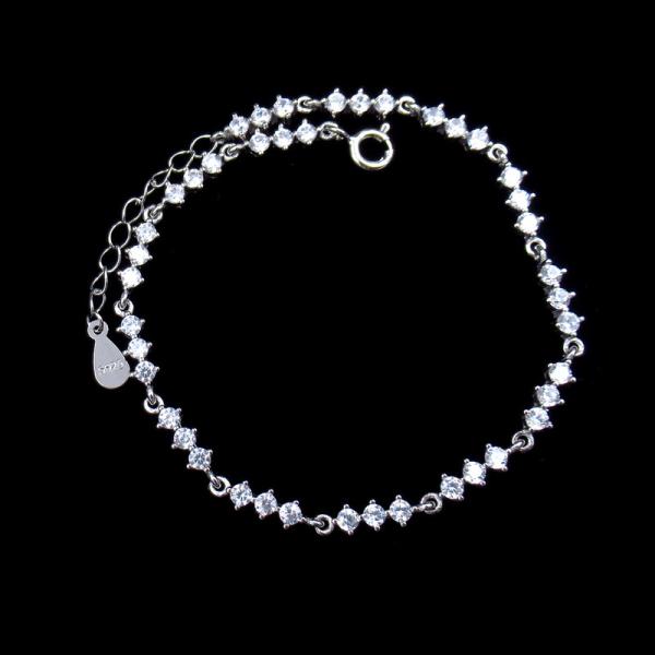 Classical White Silver Cubic Zirconia Bracelet For Woman Customized Size