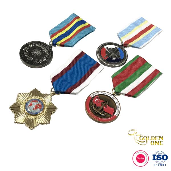 Zinc Alloy Antique Gold Medal , Metal Sports 3D Raised Round Award Medals And Ribbons