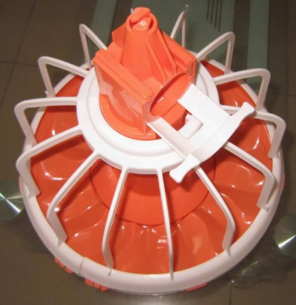 Automatic Poultry Feeding System with Galvanized Steel Construction and Automatic Feeding Control for Chicken Farm Equipment