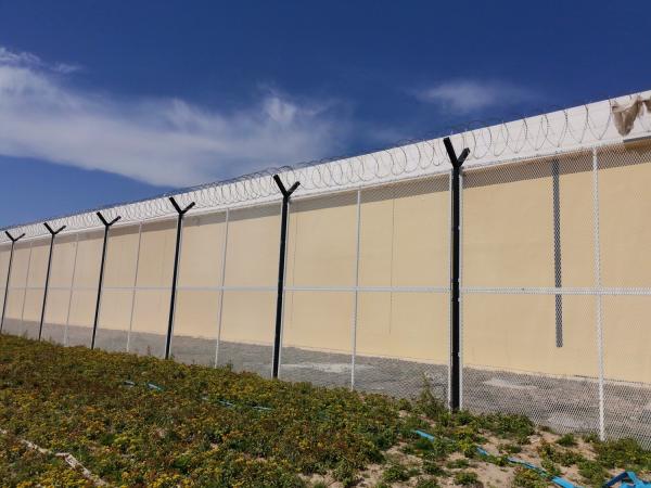 76.2x12.7mm Chain Link Security Fence Anti Climb For Perimeter