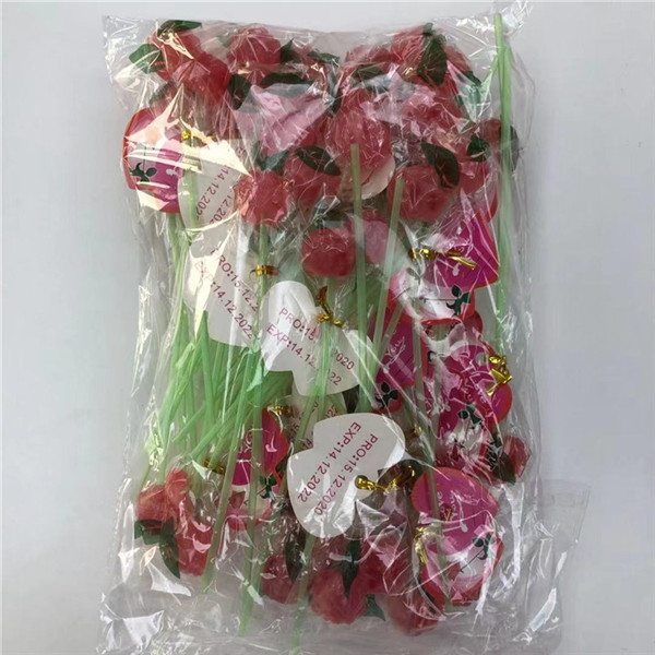 Сердце сформировало прямую конфету ручки CC с прекрасным украшением