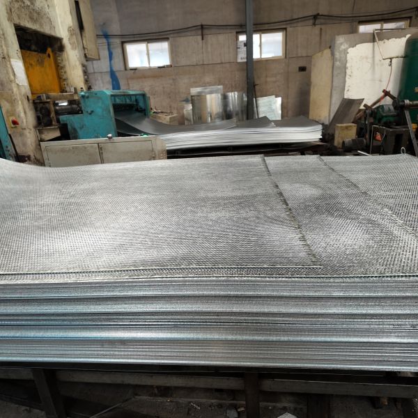 0.8mm Thick Perforated Stainless Steel Sheet With 10mm Round Holes