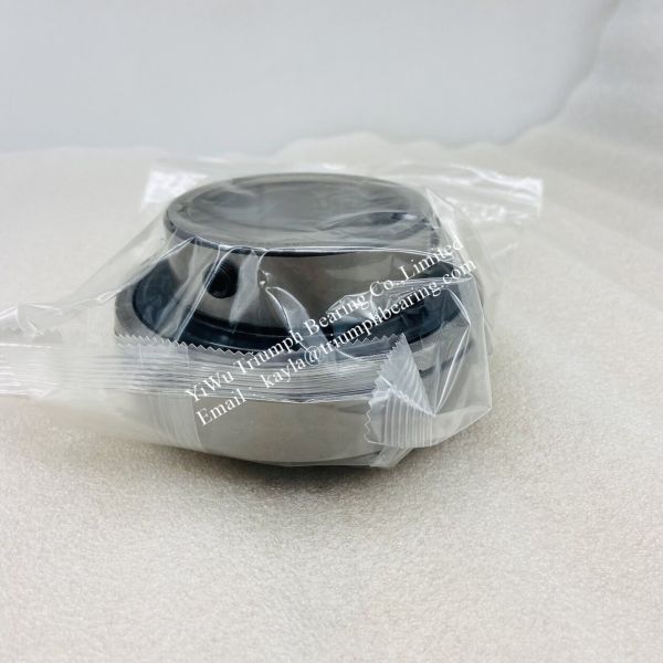 Insert bearing with set screw locking and extended inner ring UC213
