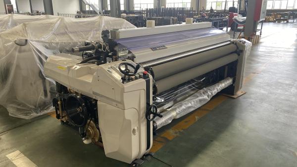 700 - 1000RPM Speed Water Jet Loom For Weaving Polyester Satin Double Color