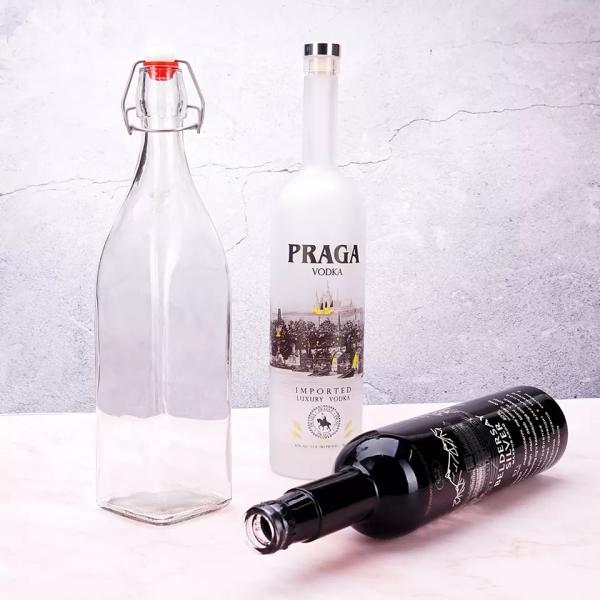 Custom Design Glass Bottle for Vodka 375ml 500ml 700ml 750ml Base Material