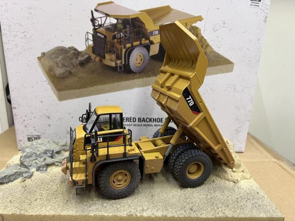 DM 1/50 Scale Heavy Duty Off-Highway Dump Truck Muddy Special Edition Diecast Model 85756