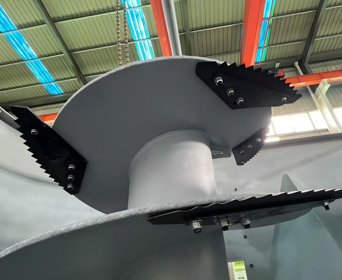 Heavy-Duty TMR Mixer with Hydraulic Discharge and 12000kgs Loading Capacity for Dairy Farms - Tractor PTO Driven