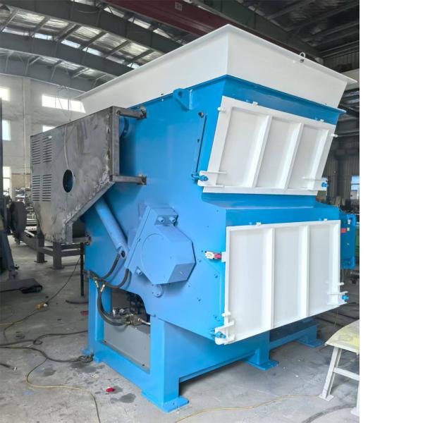 HDPE PP Purge Shredder with 500kg per hour capacity featuring a heat-treated rotor and premium alloy steel blades for durable plastic recycling