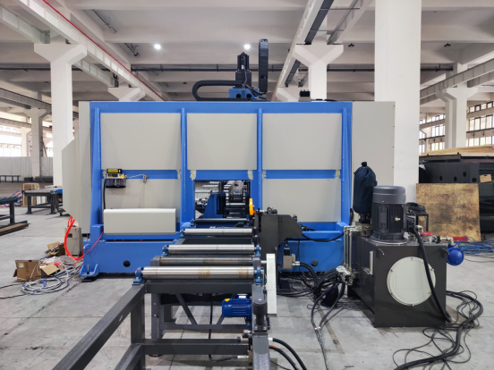BHD500 Model CNC Steel Drilling Shearing Machine 3 Tool Magazines Beam Drilling Machine