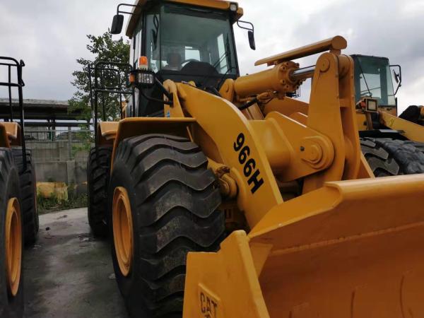 Caterpillar 966H Cat 966h Chargeur à roues Poids 12,22 t Capacité de levage 126,7 kN