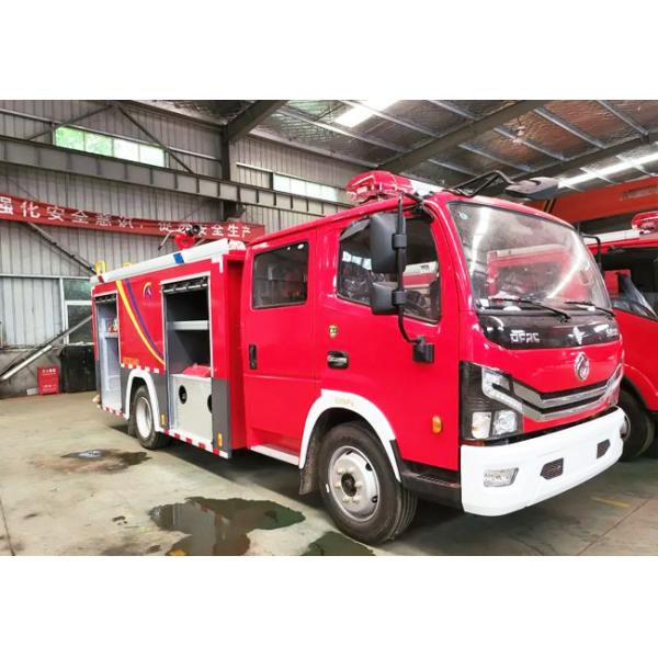 Large Water Tank And High-Capacity Pump System Euro 5 Fire Truck