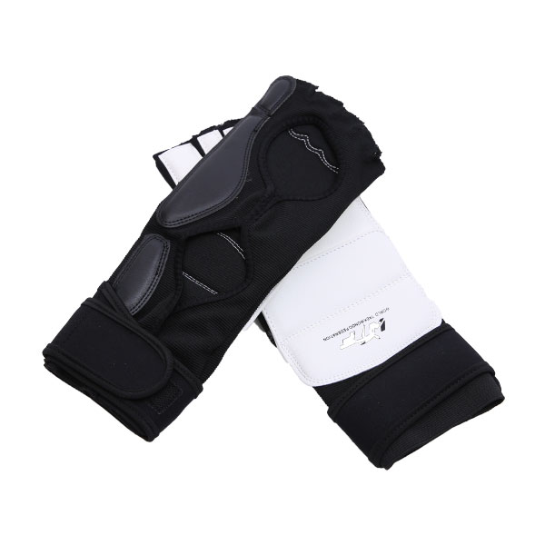 PU Half Finger Taekwondo Foot Gear For Boxing Exercise Equipment
