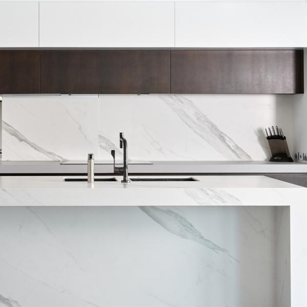 White Lacquer And Timber Veneer Kitchen Units L Shape Kitchen Unit