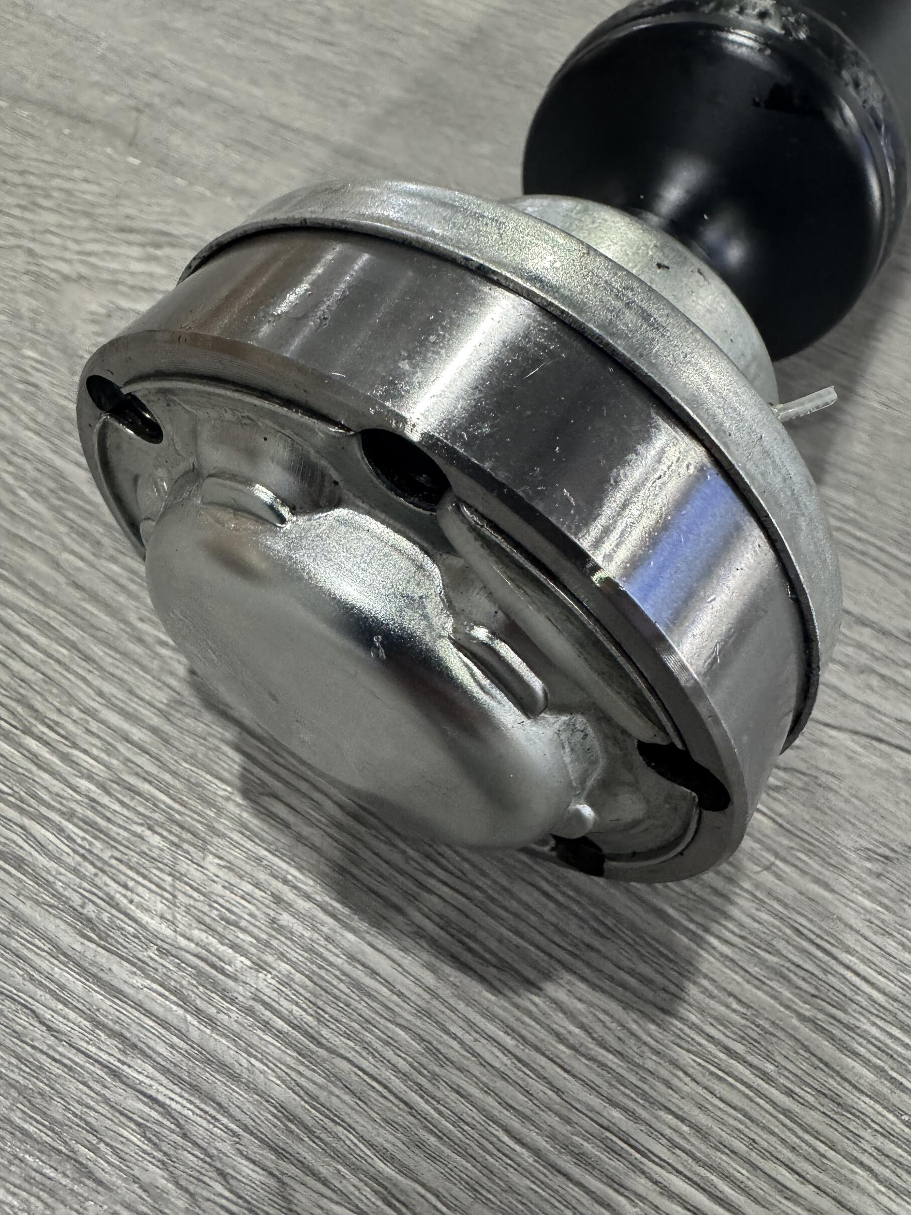 High-quality drive shaf  7L0521102B  for imported Volkswagen Touareg