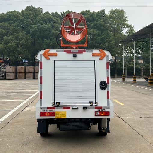 Energy Efficiency Road Maintenance Truck Sidewalks Road Repair Vehicle