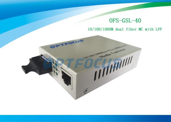 LFP Single Mode Media Converter Gigabit 40 Km 40X110X140 Mm Adopting Internal Power Supply