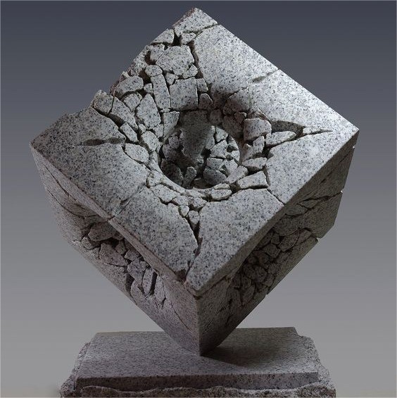 OEM Modern Design Stone Sculpture Abstract Concrete Statue Garden Sculpture