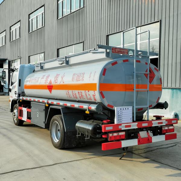 Design Mini Dongfeng 5 Ton Fuel Tank Truck For Edible Vegetable Oil Diesel Carbon Steel Tank
