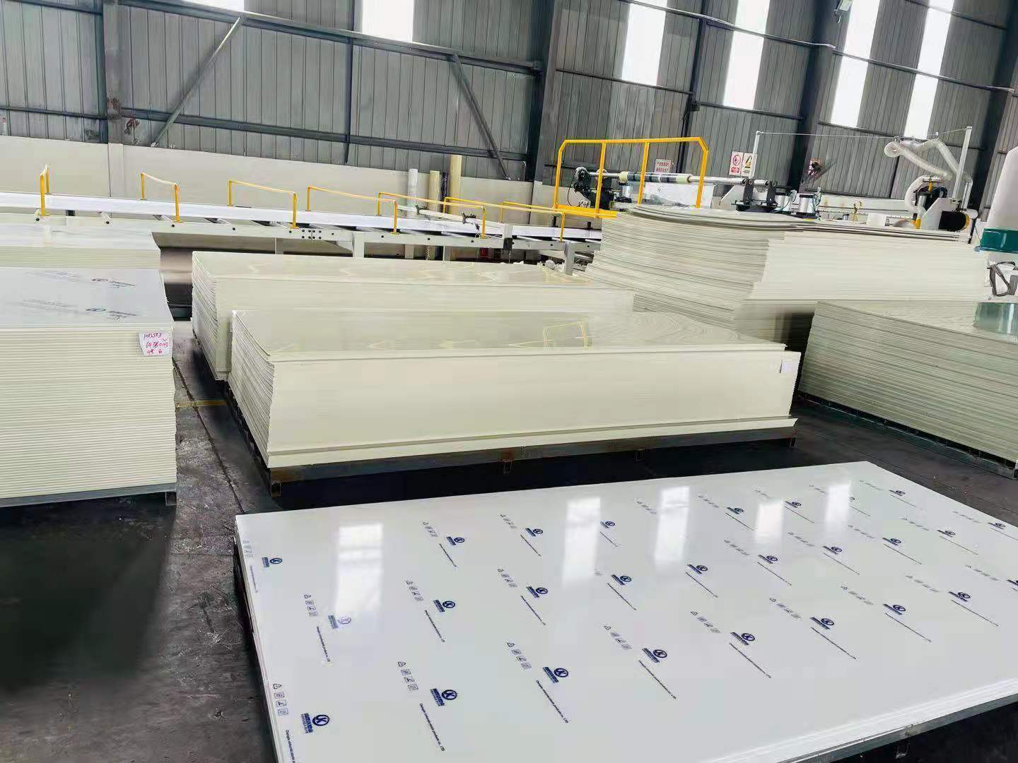 Eco Friendly Reinforced PP Plastic Board Extruded Wall Panels 3mm-30mm