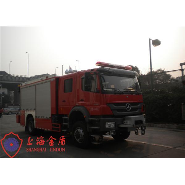 Seis camiones de la autobomba del fuego de la emergencia de los asientos, coche de bomberos industrial del motor de la inyección directa
