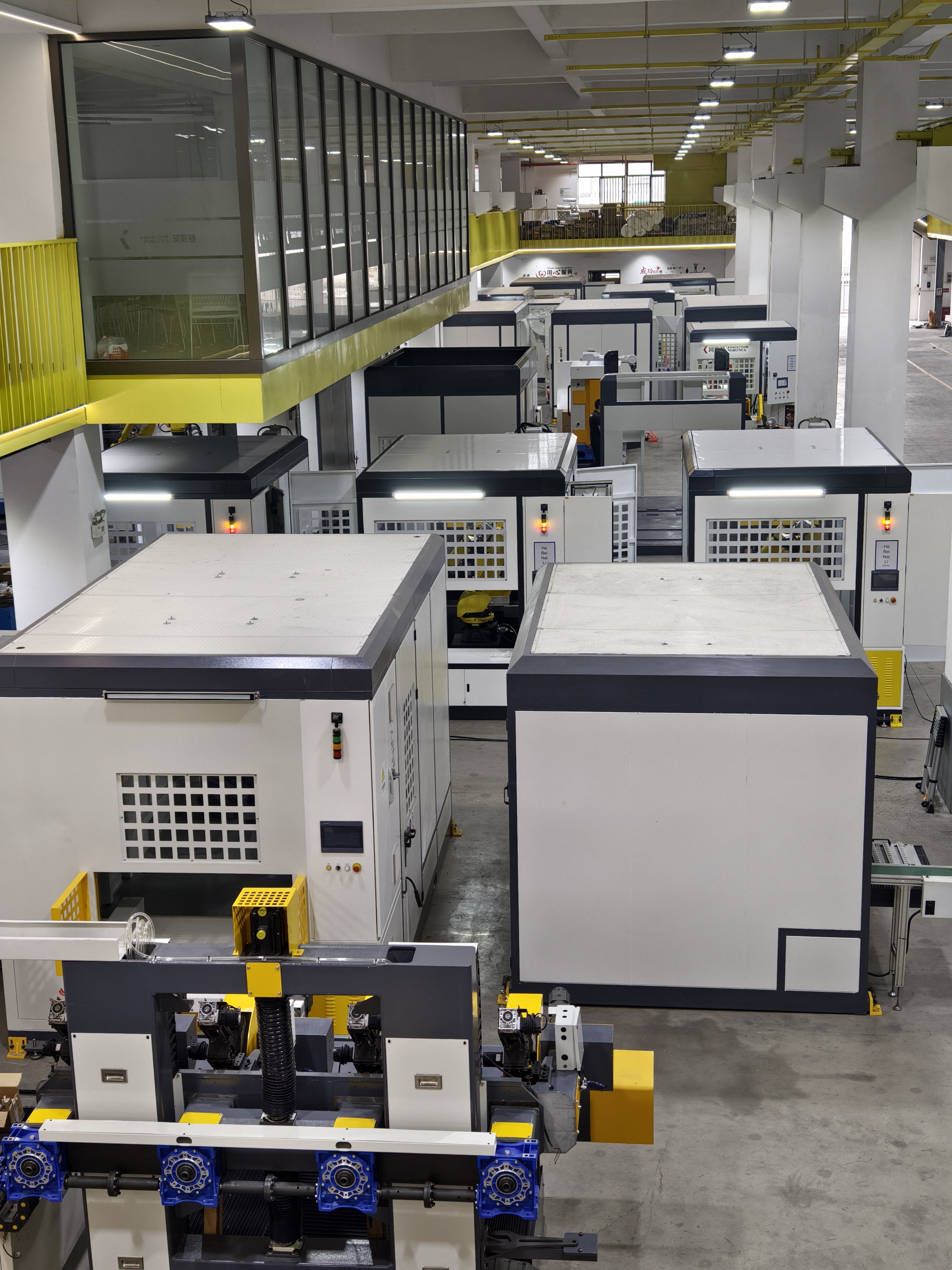 High Precision 5-Axis CNC Polishing Buffing Machine For Water Pump Cast Iron Parts