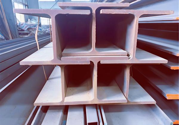 Metal Building Steel Structure Warehouse - Prefab Steel Frame Construction with Durable Warehouse Design