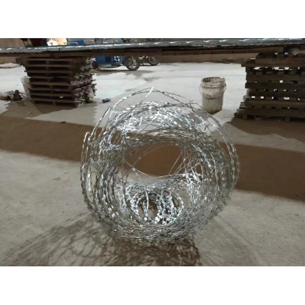 Hot Dipped Galvanized BTO-18 Concertina Coil Wire Flat Wrap Razor Barbed Wire