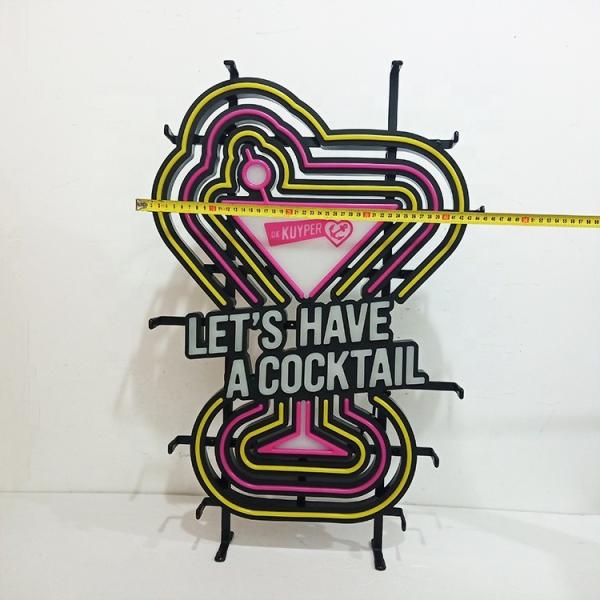 Пурпурное слово Rohs неоновое освещает неоновую вывеску переходника 110vac крытую