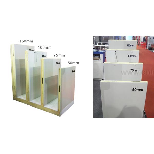 Комната холодильных установок ресторана коммерчески, прогулка в цвете белизны холодильника