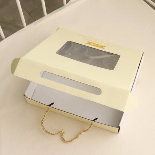 100gsm 120gsm 150gsm Custom Clothing Packaging Boxes ISO9001 Gift Boxes With Clear Window