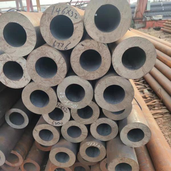 AISI1045 / S45C / 45# Tubos de aço sem costura DN10 - DN300 Tubos SMLS de parede pesada