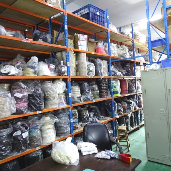 2018 trendy fashionable girls corduroy cap with MOQ only need 3 pcs, Women baseball cap