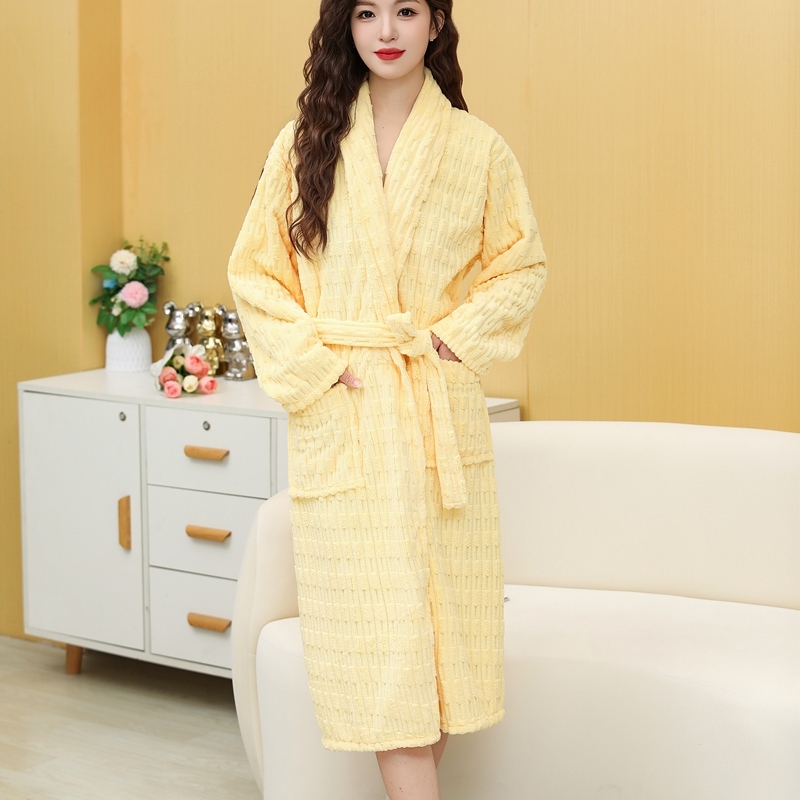 Luxuriously Plush Coral Fleece Bathrobe 300 Grams 120cm Thick Soft For Women