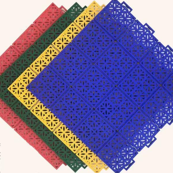 Blue PP Interlocking Sports Flooring 3.5mm 4.5mm 6mm Outdoor Sports Interlocking Tiles