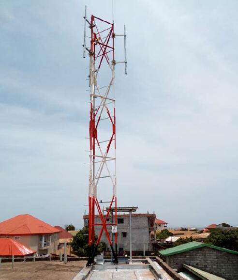 A torre de aço do telhado de Q345 Q235 para o mergulho quente da telecomunicação galvanizou