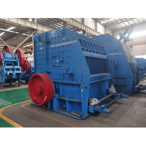 Industrial Crusher with 1000-1600mm Rotor Diameter and 100 Boxes Per Hour Crushing Capacity Featuring High Manganese Steel Liner