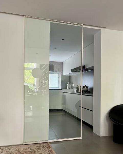 Elegant Minimalist Style Slim Frame Aluminium Alloy Sliding Door with Low-E Glass for Kitchen