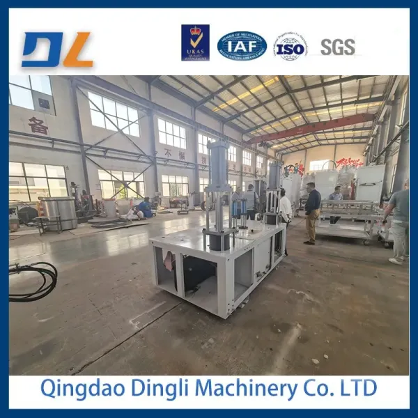 High-Performance Dual-Column Free Cylinder Wax Injection Machine Is Selling Well!