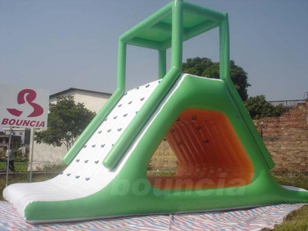 Corrediça de água de flutuação inflável