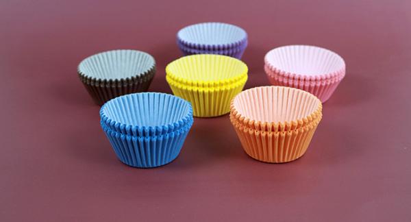Home bakery grease prooer, baking cup , hellokitty mini cute cup liners, Pack of 1000 standard