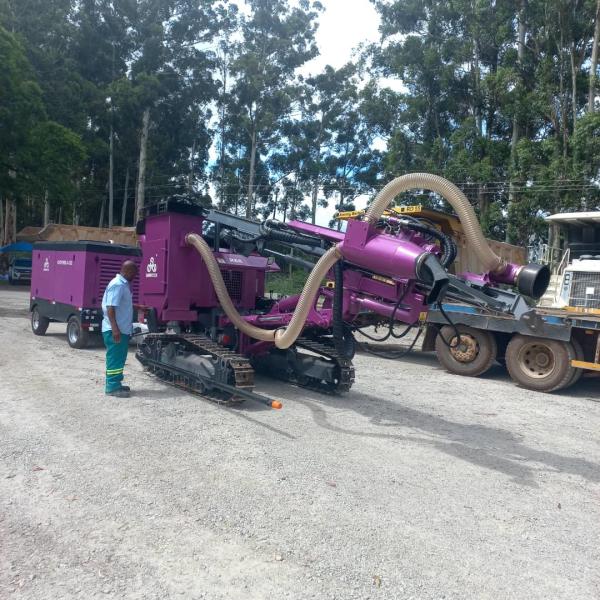 Hydraulic Drilling Rig 30m Rock Blasting DTH Drilling Machine Crawler Drilling Rig