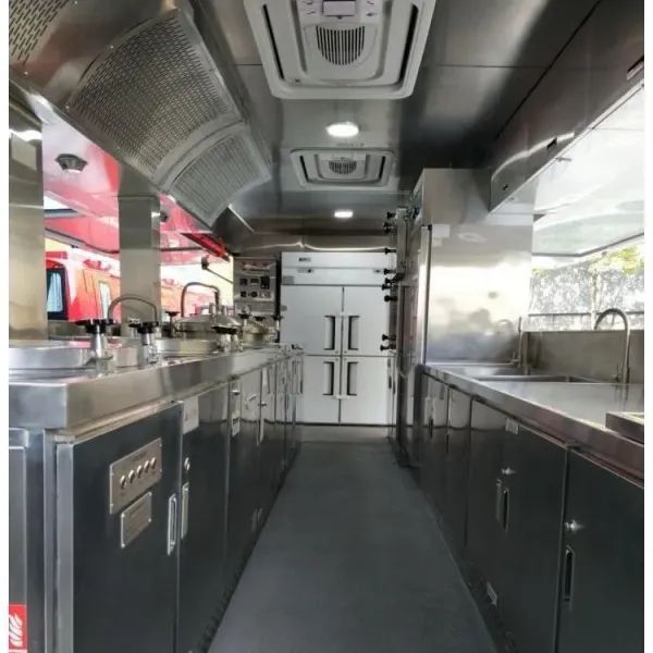 Excellent DFAC 4X2 Mobile Kitchen Food Truck with Stainless Steel Kitchenware for Serving 200 Person′ S Food Supply