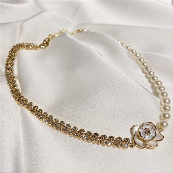 2025 New White Flower Diamond Pearl Ladies Necklace