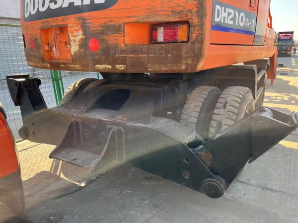 DH210W-7 Excavadora de roda de segunda mão 12 toneladas Excavadora usada Doosan