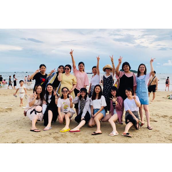 Guangdong Xinyimei Furniture Co, Ltd